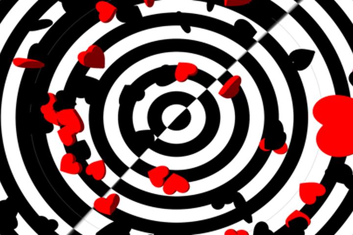 3D Spinning Hearts - interactive app thumbnail